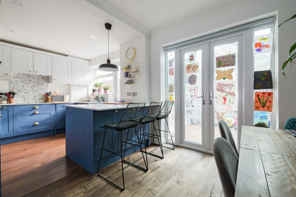 Kitchen-DINING AREA.jpg