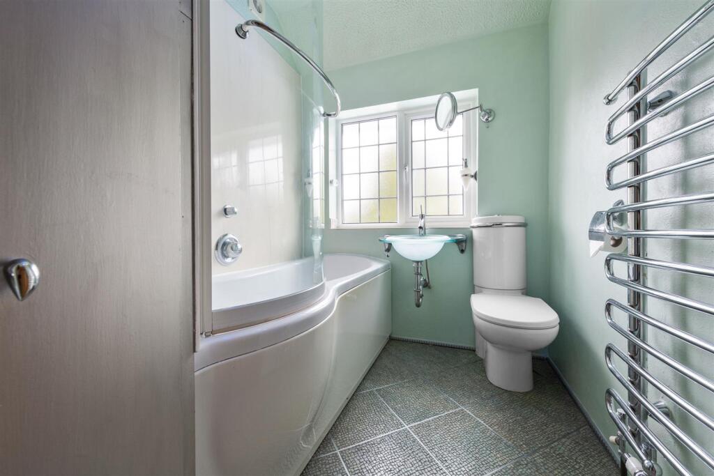 15 Slater Road, Bentley Heath, B93 8AQ_8.jpg