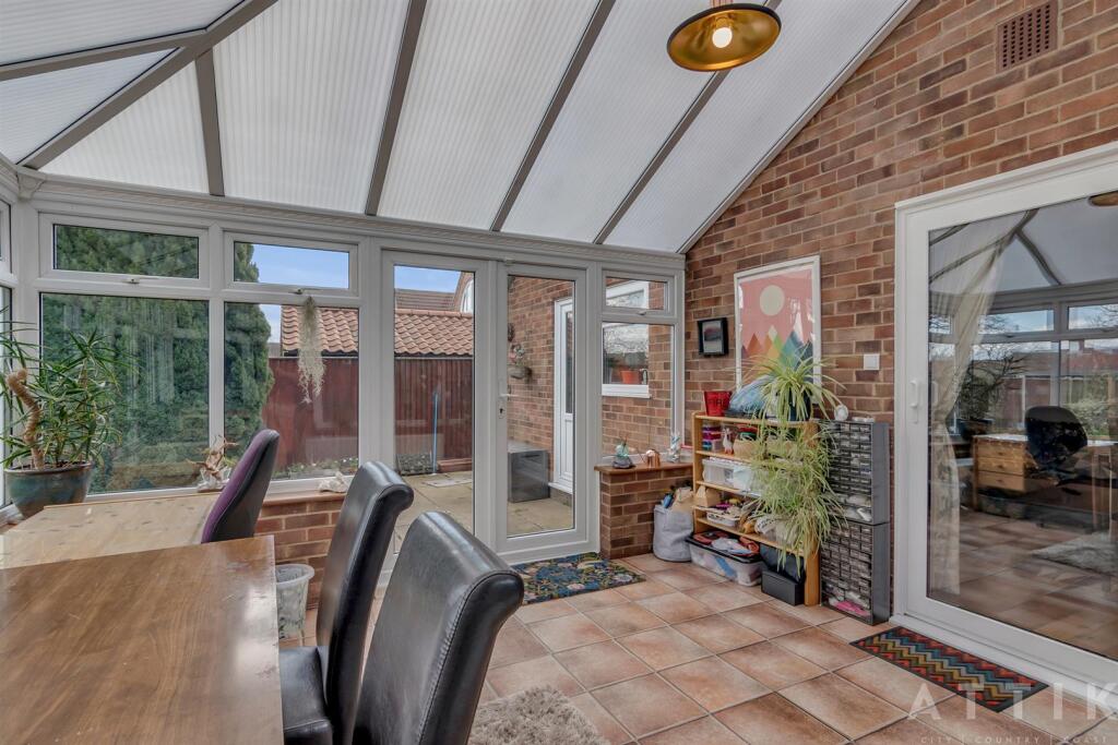 80 Reepham Road, Norwich, NR6 5LT (41).jpg