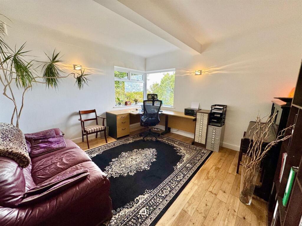 PHOTO-2025-09-05-10-47-50 (14).jpg