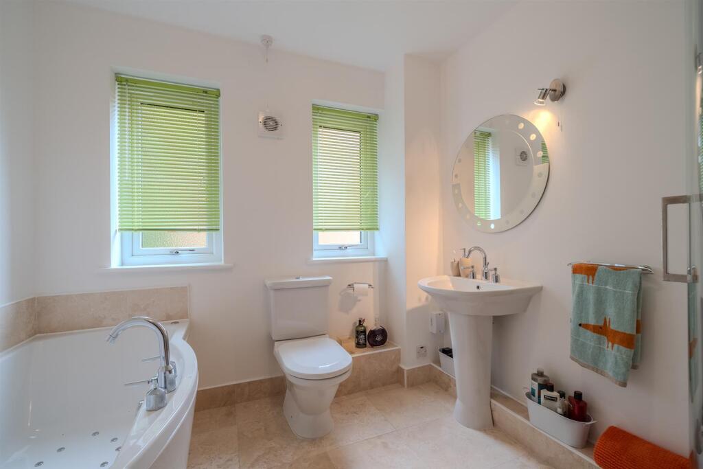 19 Oaks Court-41.jpg