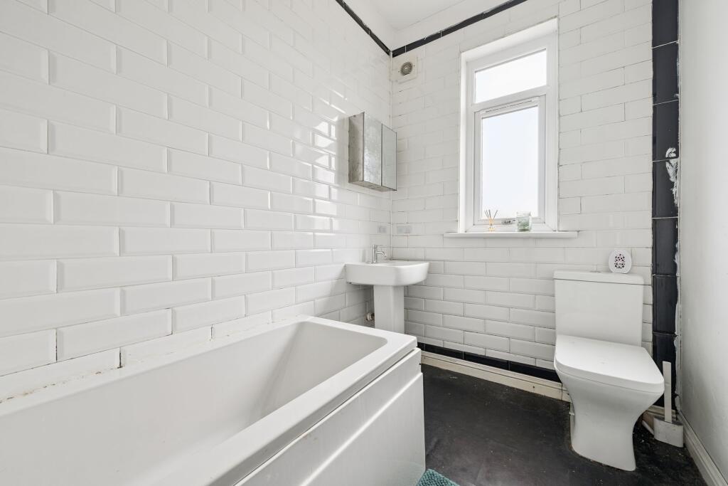 Downstairs Family Bathroom