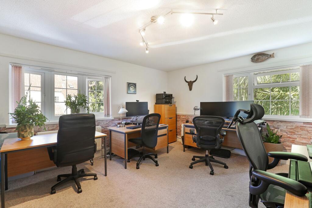 Bedroom 2/ Second Lounge