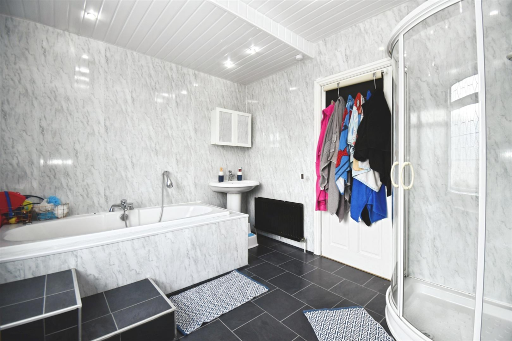 Ground Floor Bathroom