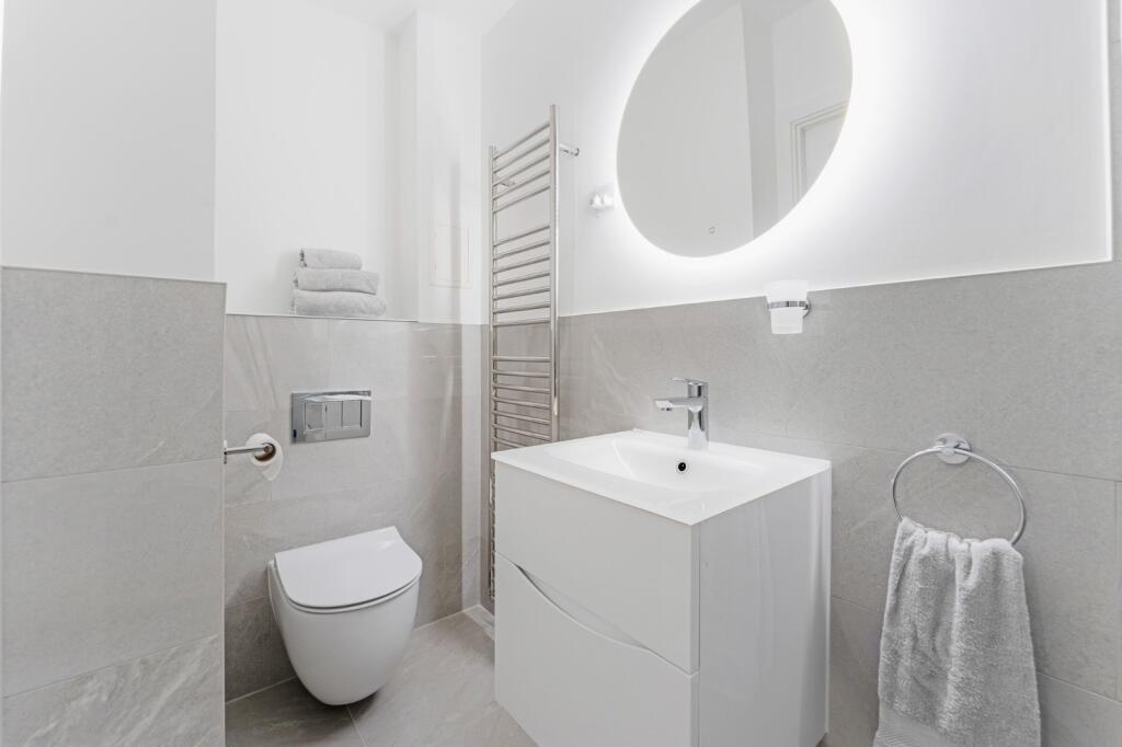 Ensuite