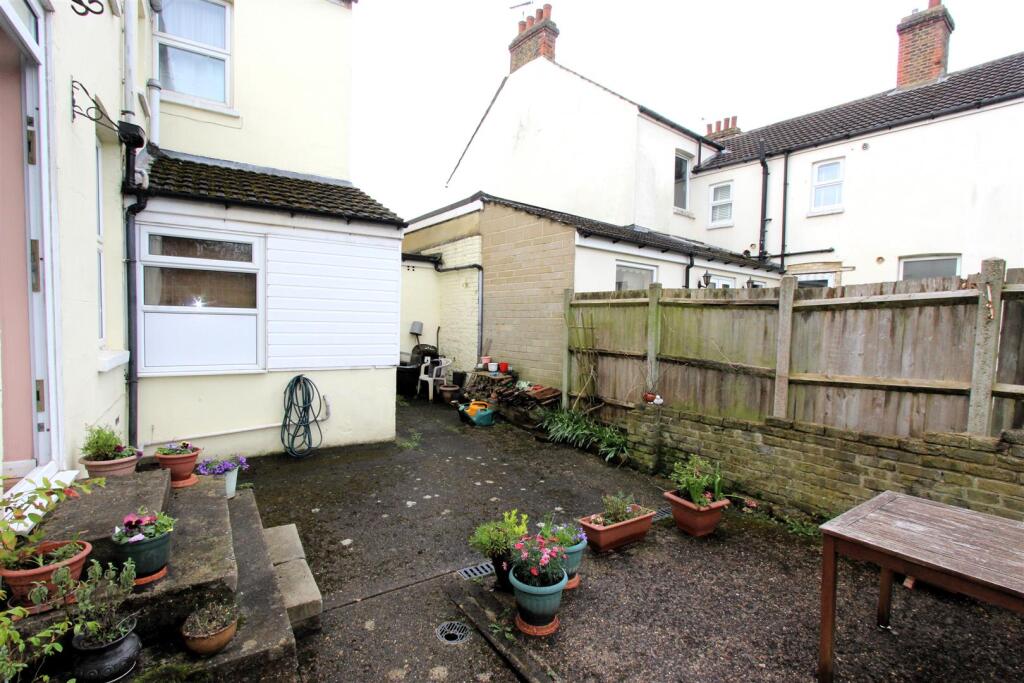Rear Garden Looking at House.JPG