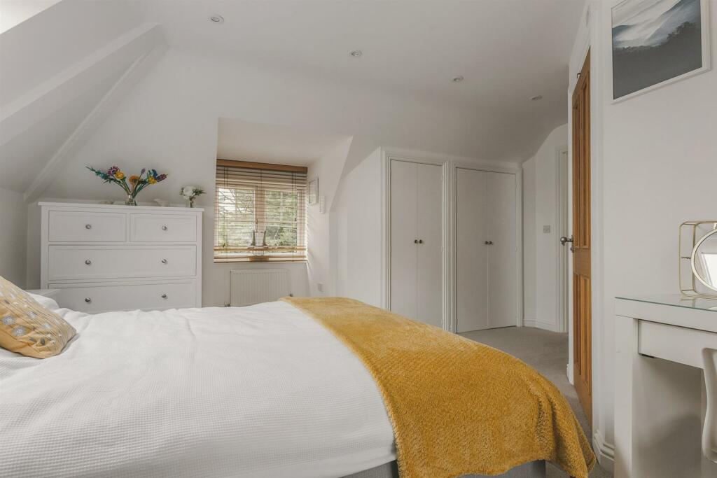 66247_4 Hayman Close, Charlton Kings Cheltenham  (