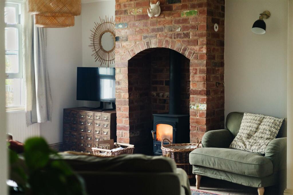 alpha cottage (3).jpg