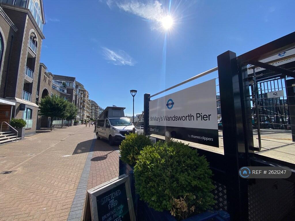 Uber Boat Seconds Walk 