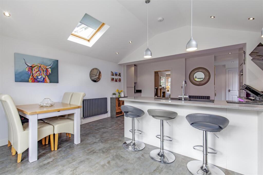Kitchen-2.jpg
