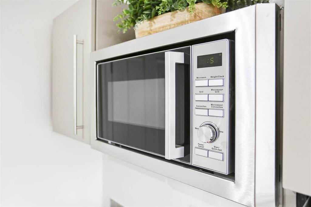 1508626323 - F7 - 3.jpg