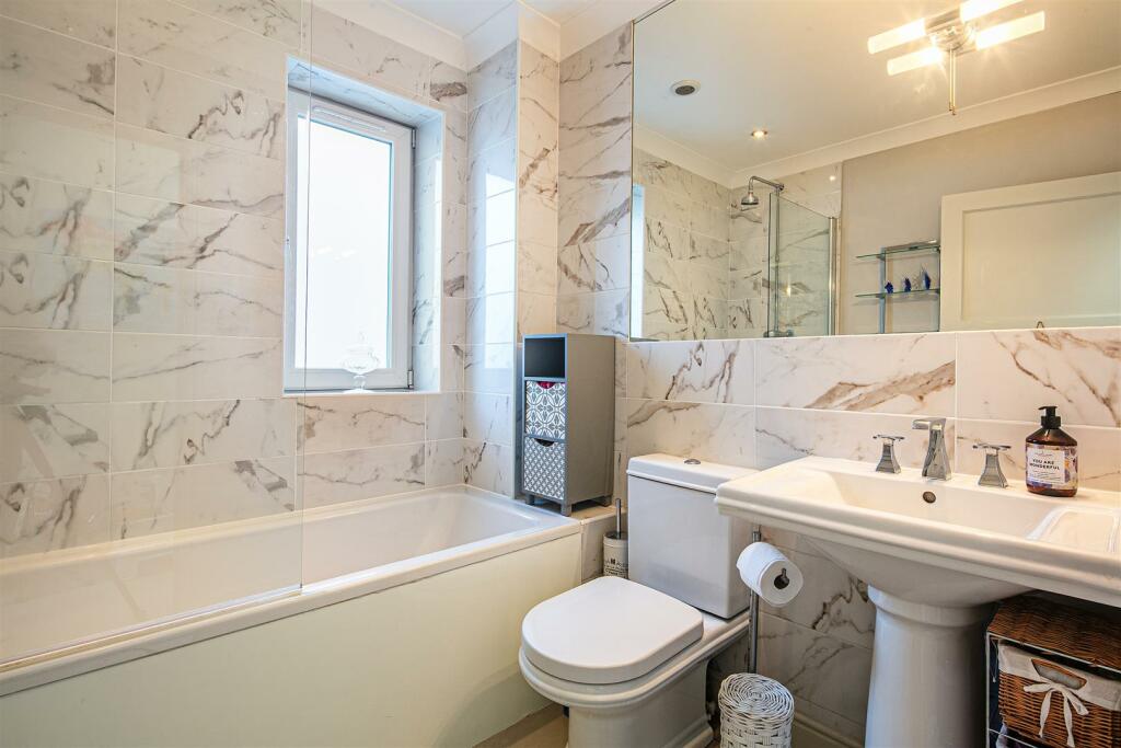 Family bathroom