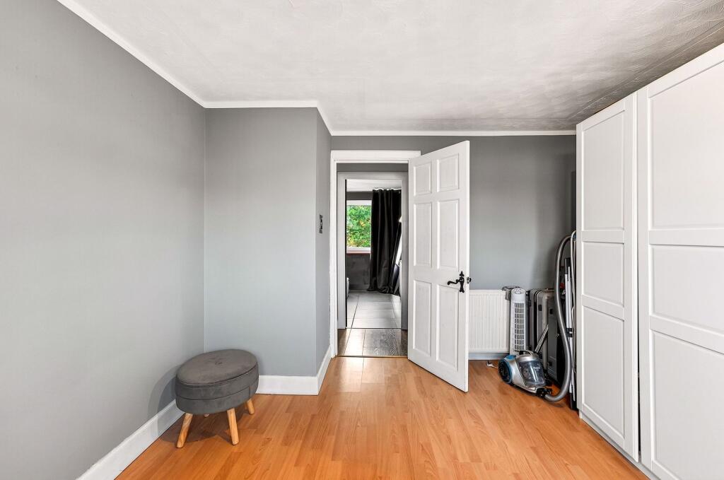 Second bedroom