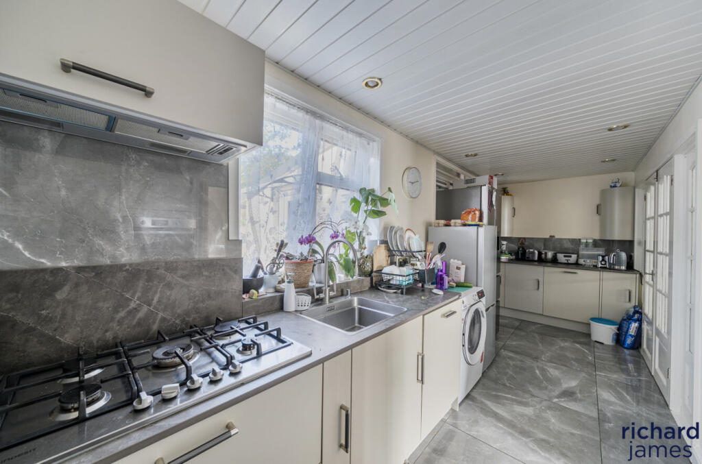 532c62e44270412e8be408379830e9f5