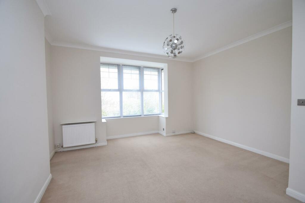 1 54 Carew Road - bedroom.JPG