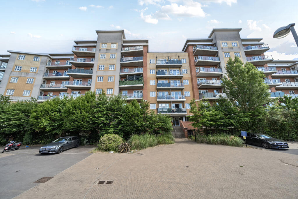 1295017-3-6839905...