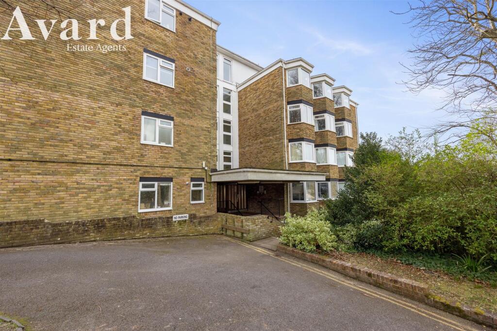 Varndean Drive_Monterey Court_Flat 9-017.jpg