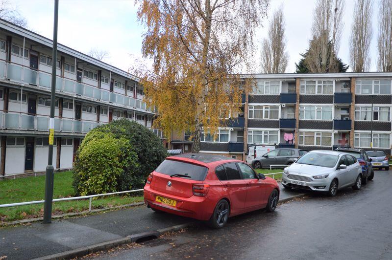 WOODNORTON DRIVE