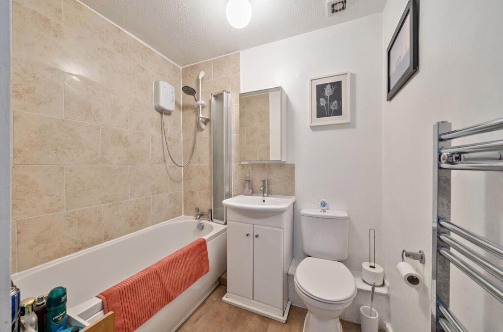 131550415685ea756ad8de