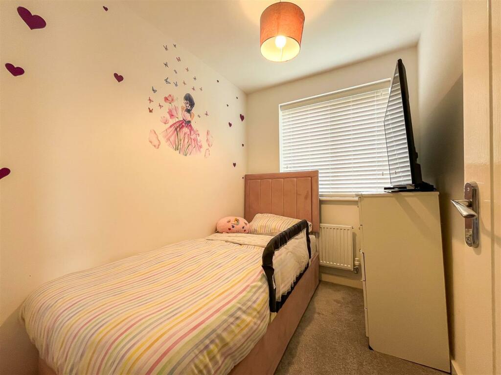 Derbyshire Drive, Northampton