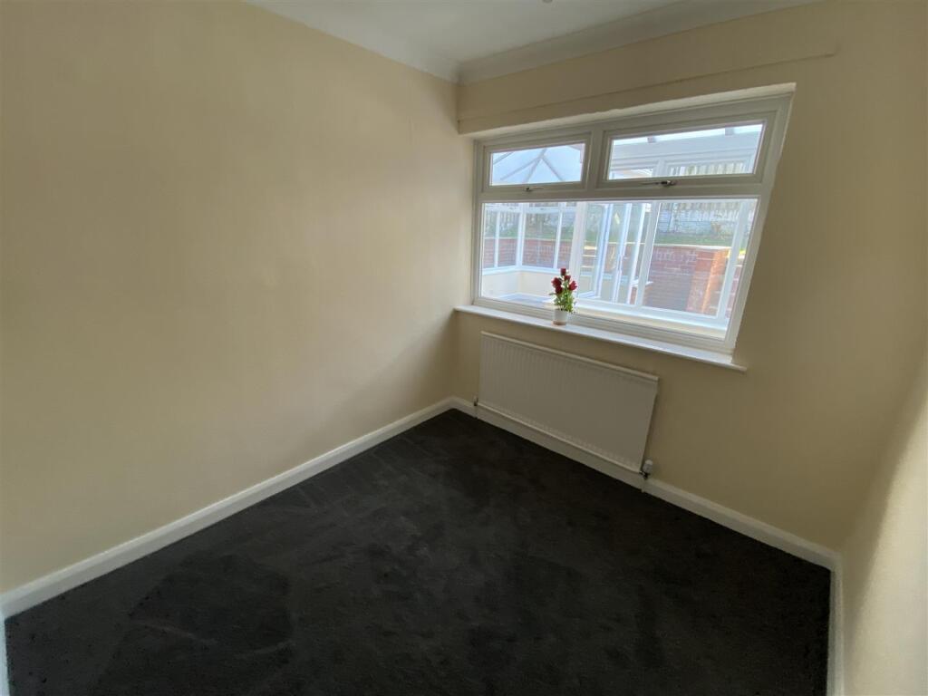 Bedroom no.3 rear: