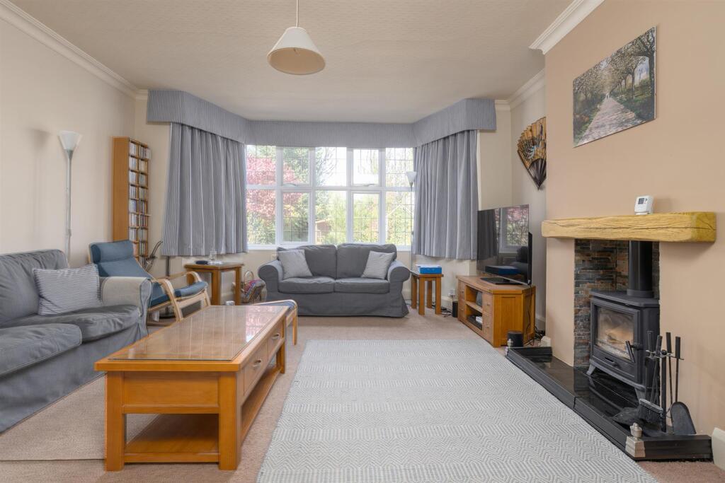 2 Westgate Road, Rugby (17).jpg