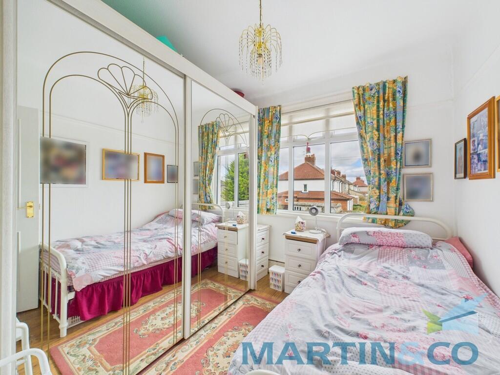 CAM01870G0-PR0161...