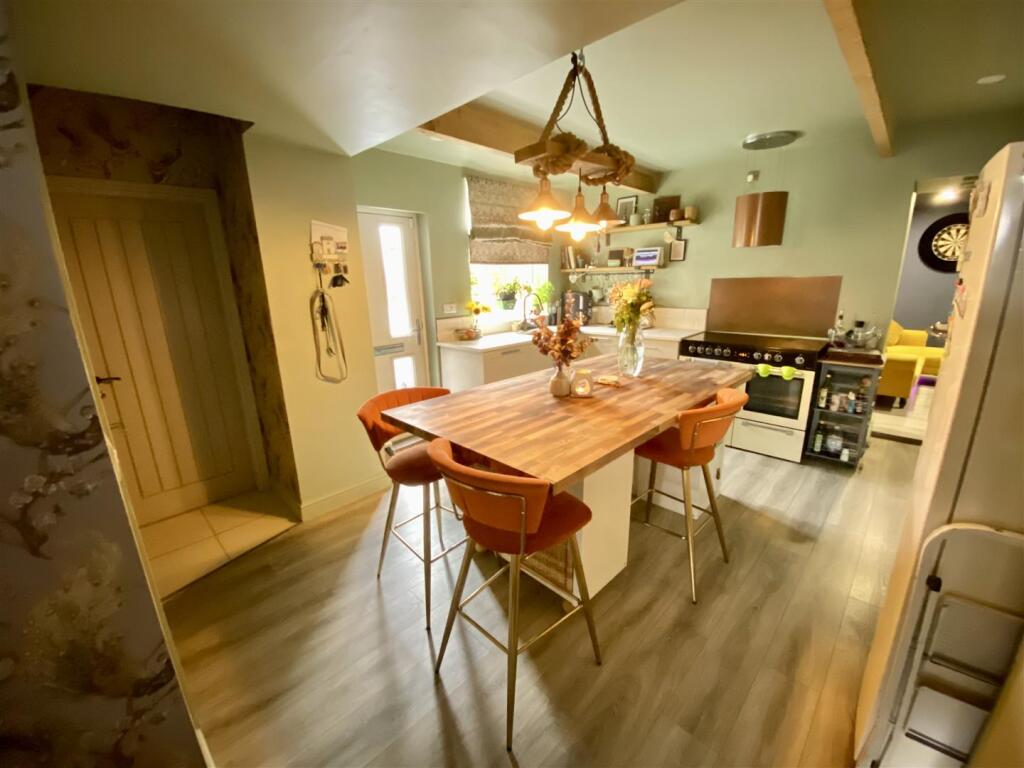 Bramleys Estate Agents - Knowles Hill Road - Dewsb