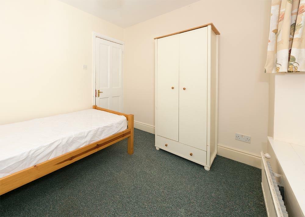 room-5-2.jpg