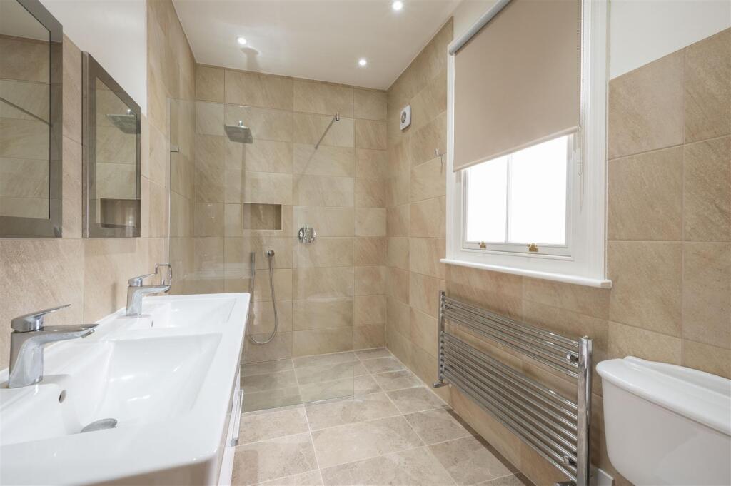 124 Pepys Road,26.jpg