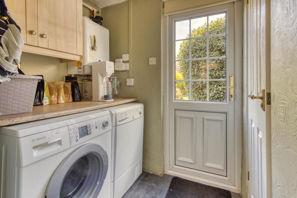 Ewemove Taunton Tamar Av (8)