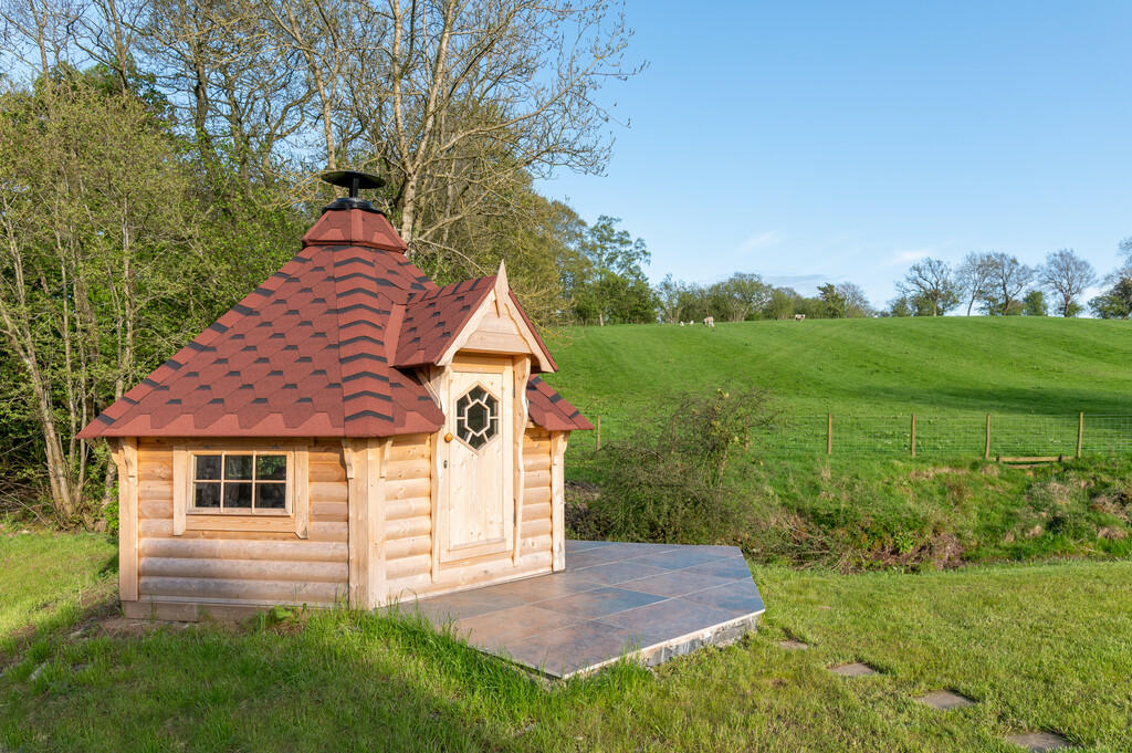 Barbecue Hut
