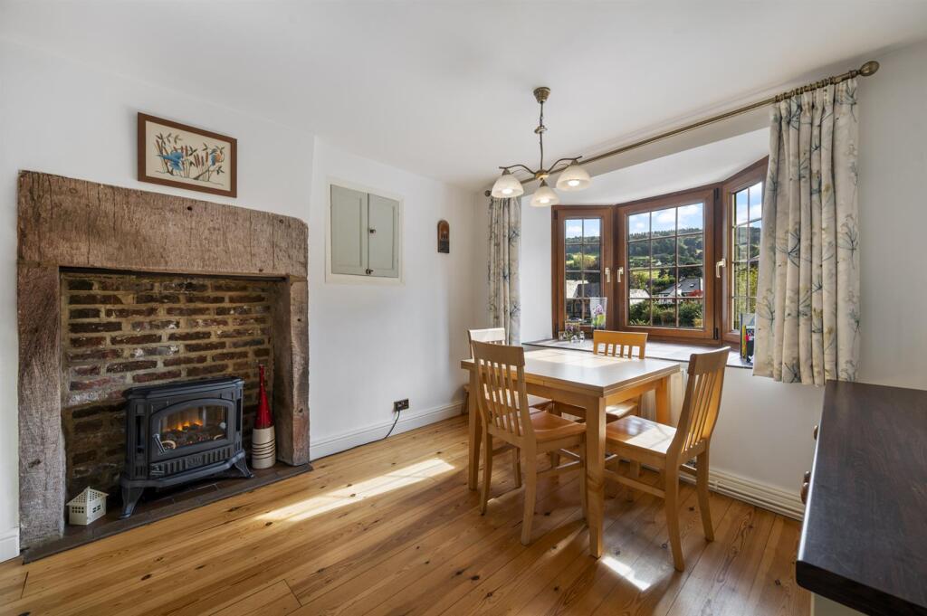 Breakfast Room