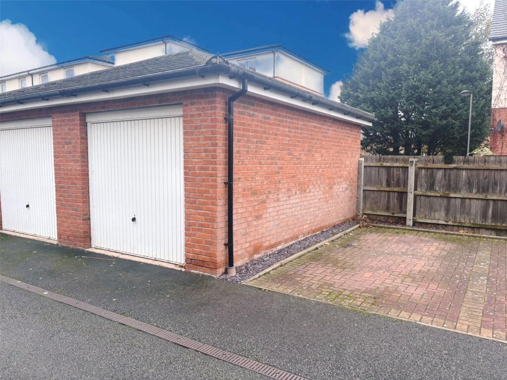 Garage &amp; Parking