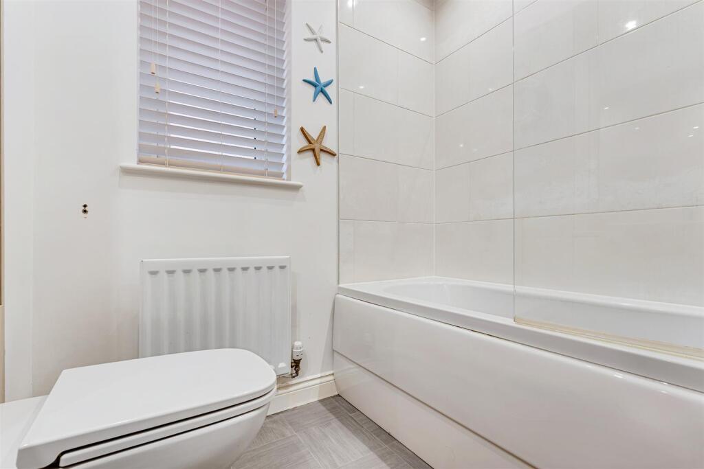 12 Atherton Drive-3.jpg