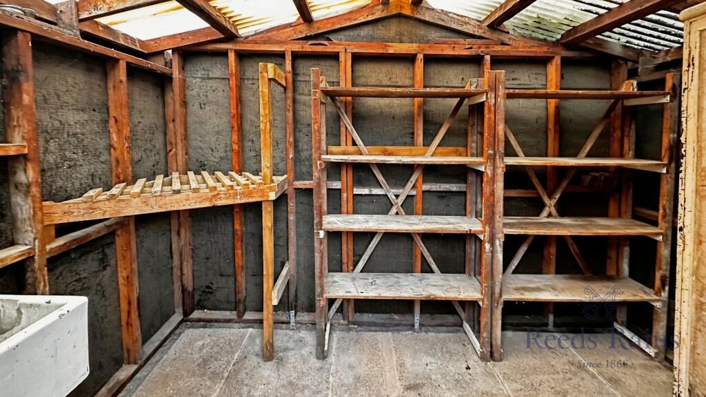 Shed