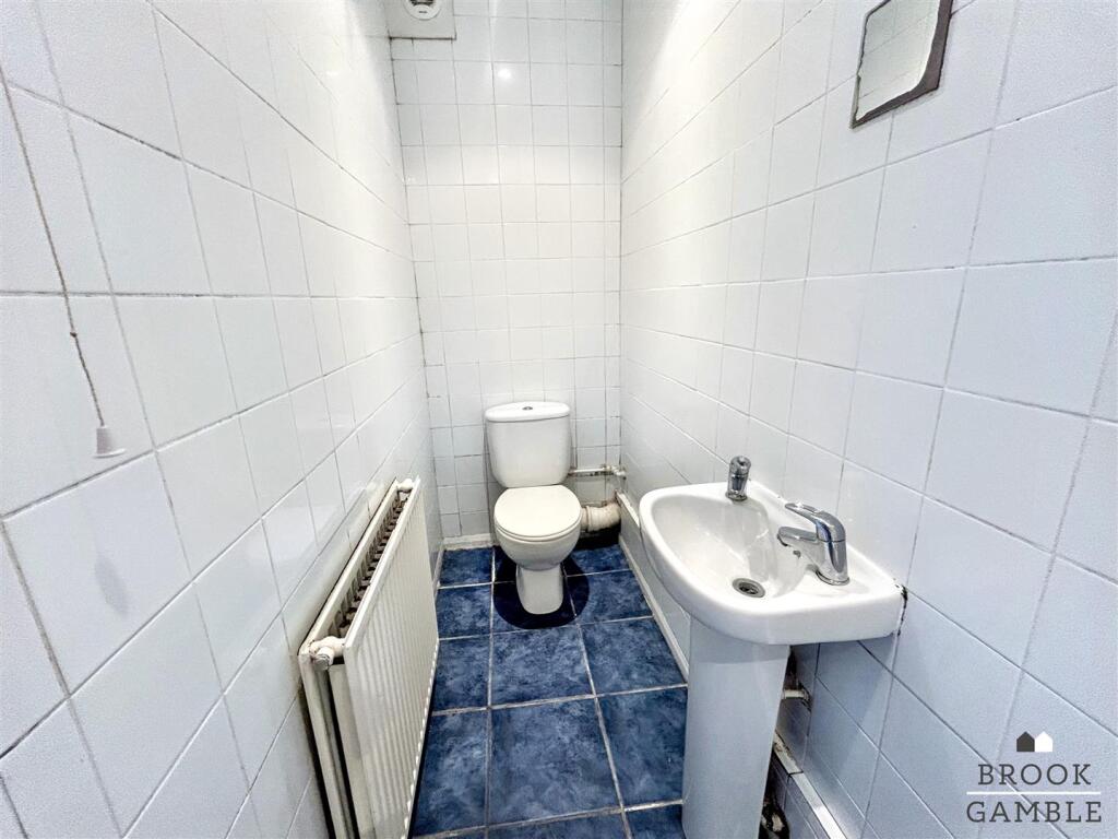 01323 438506