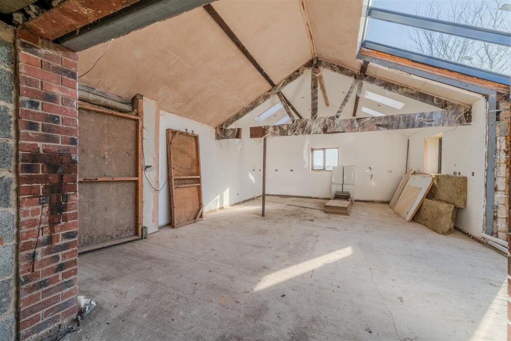 Downstairs-7.jpg