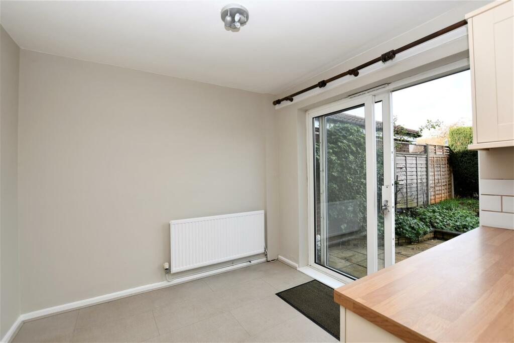 Dining Area.jpg