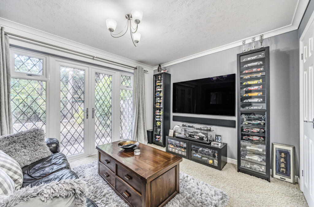 1345385-10-68b1c9...