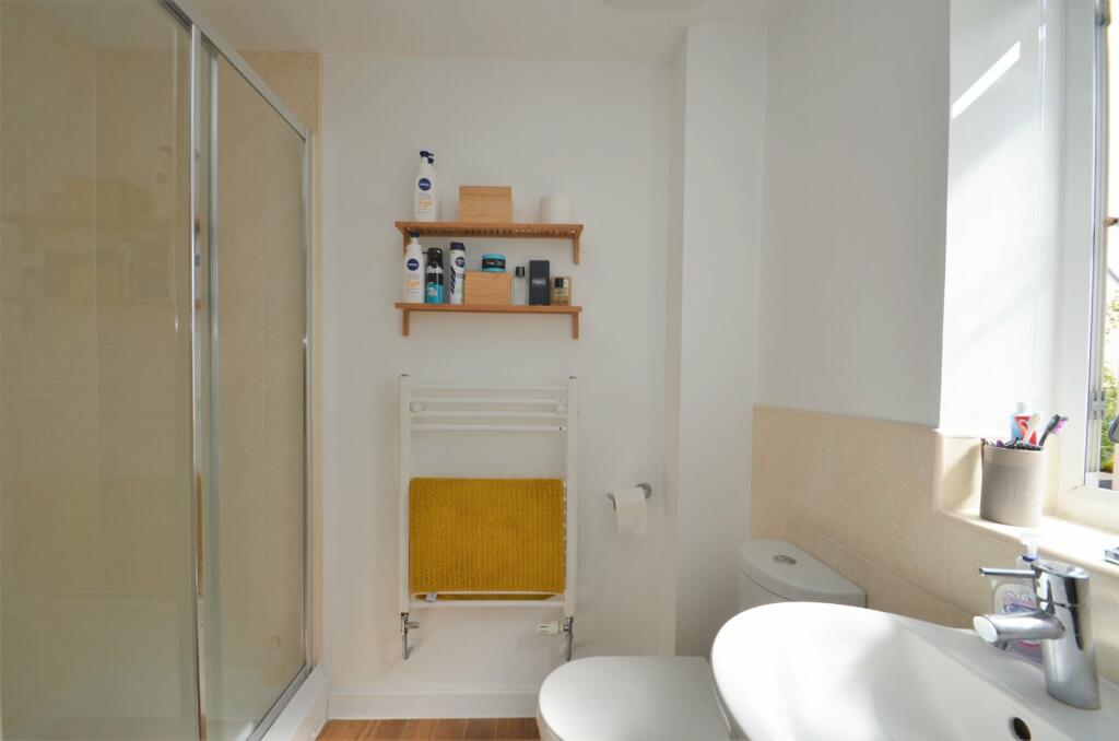 Ensuite To Bedroom 1