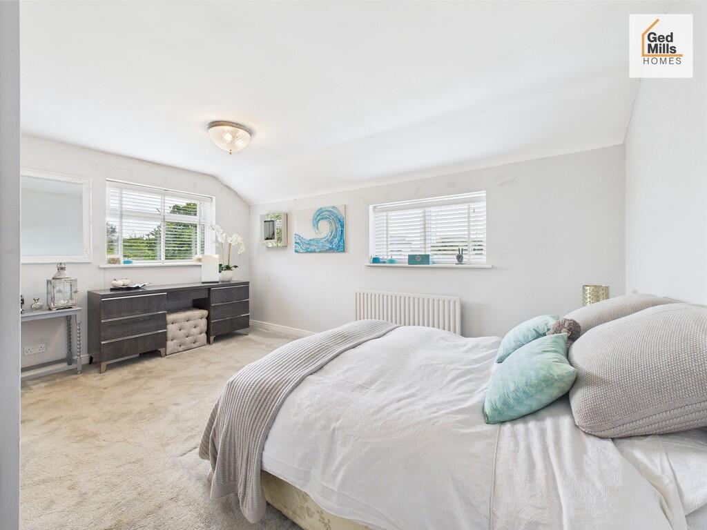 CAM04261G0-PR0054...