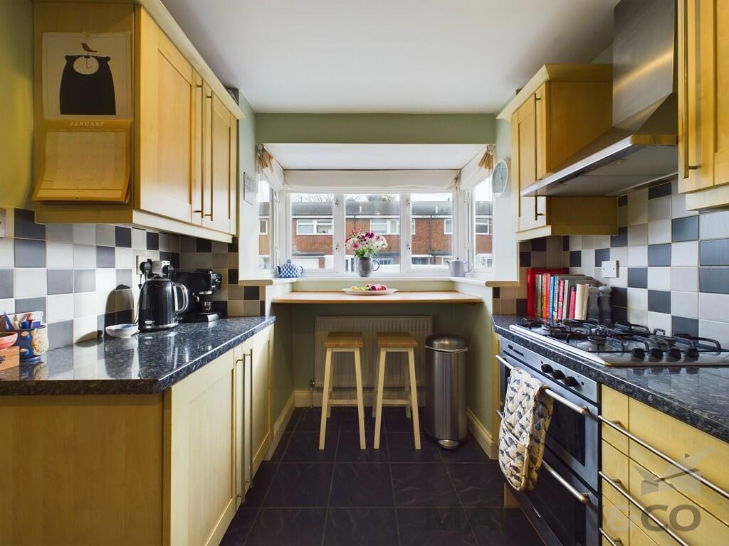 7 Kitchen