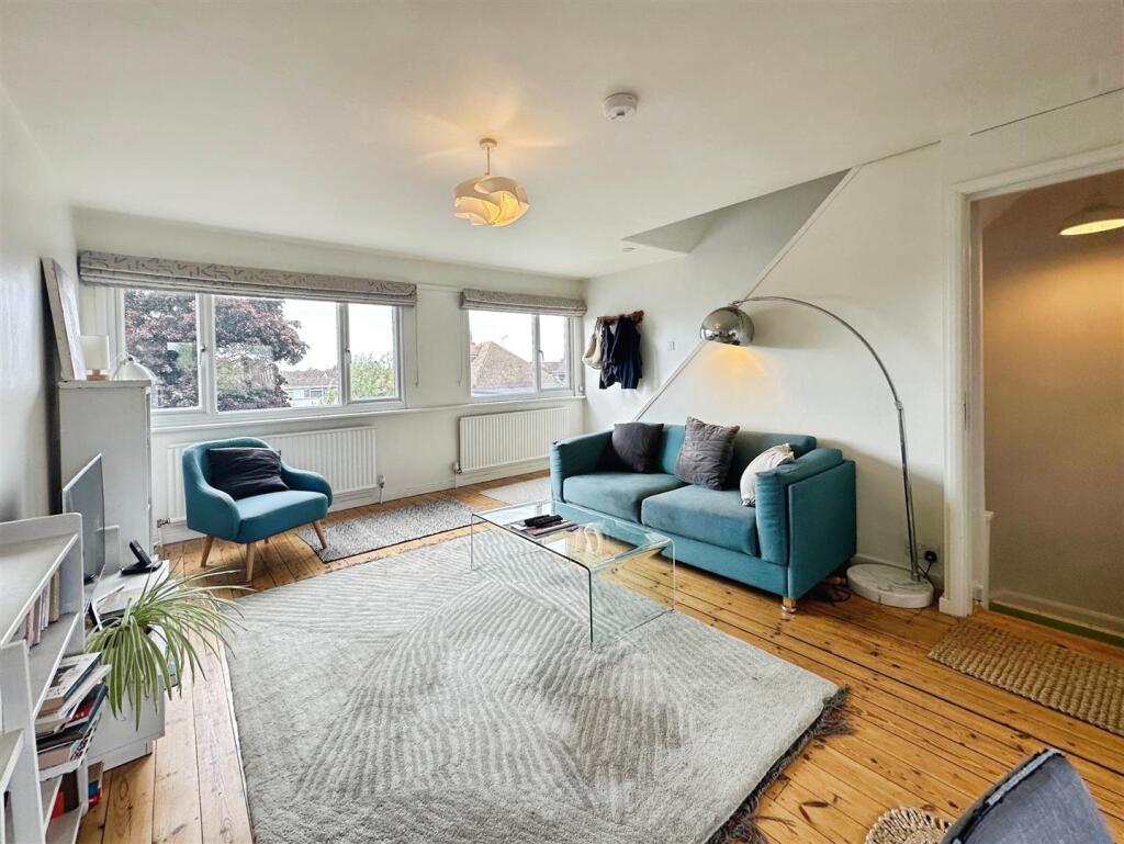 b4fee19b--42FE-9F62-6332B7C6E806-62047-0000313DC6D