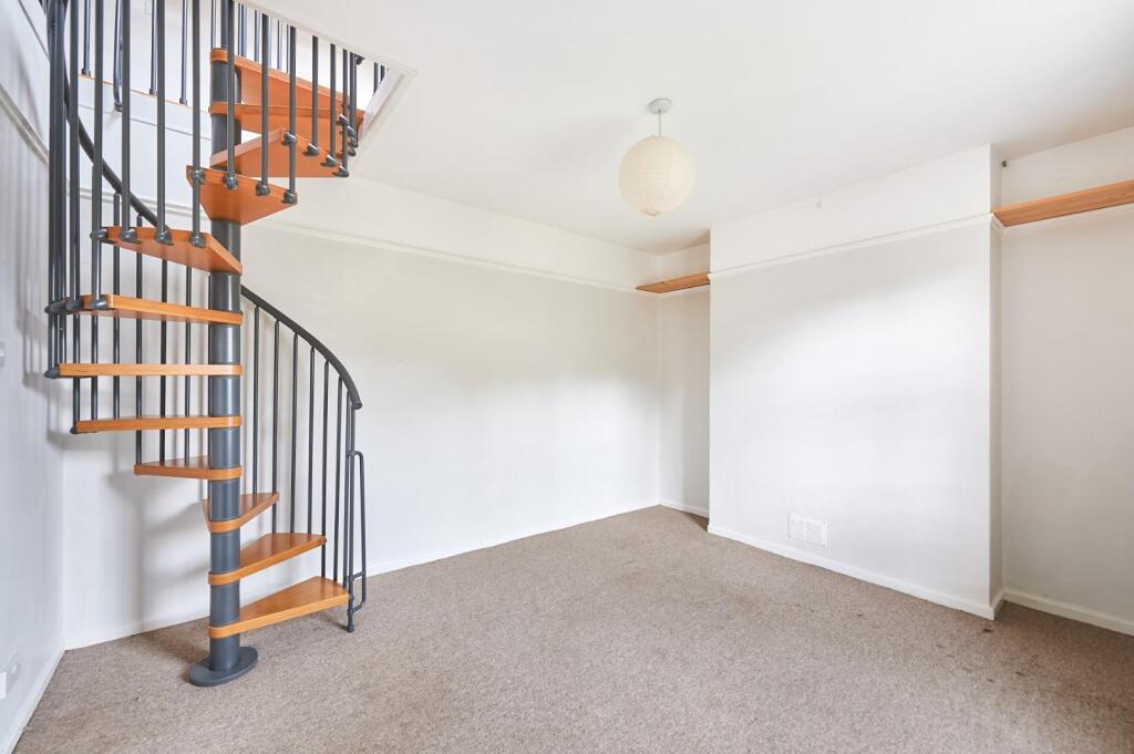 TFF 17 Lower Oldfield Park-5.jpg