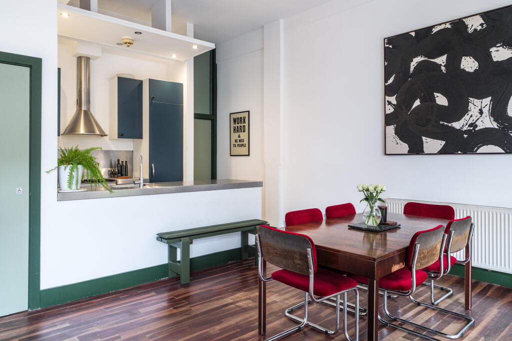 SUNLIGHT-SQUARE-1 (13).jpg