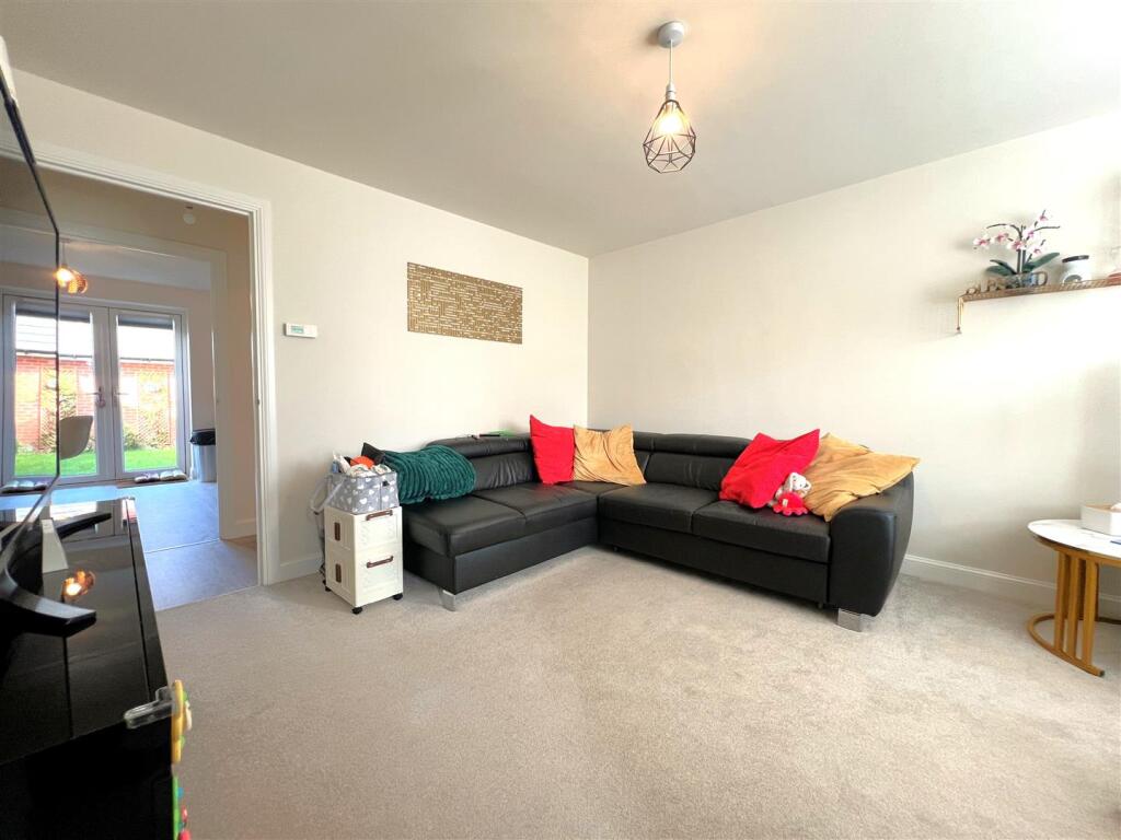 living to kitchen.jpg