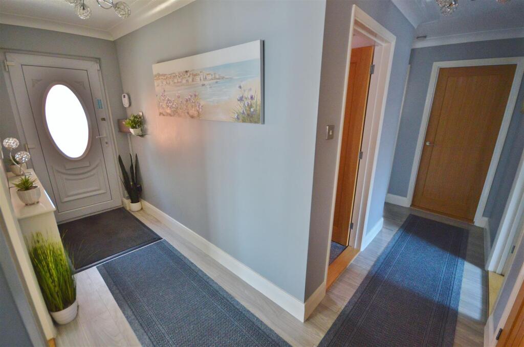 ENTRANCE HALLWAY