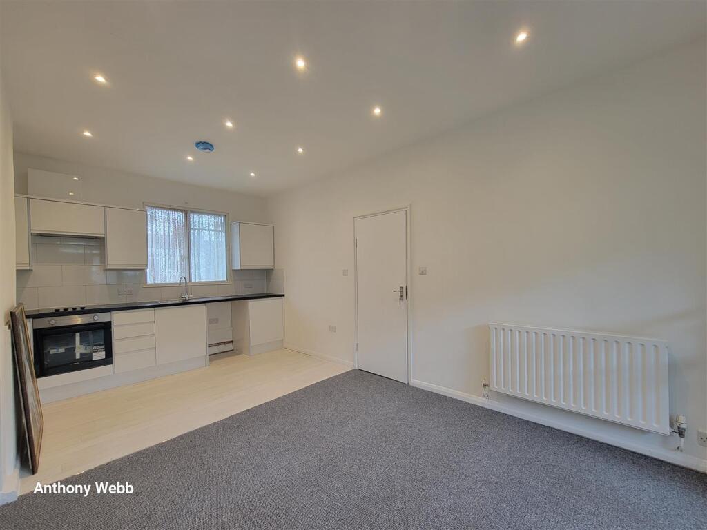 Living/kitchen space