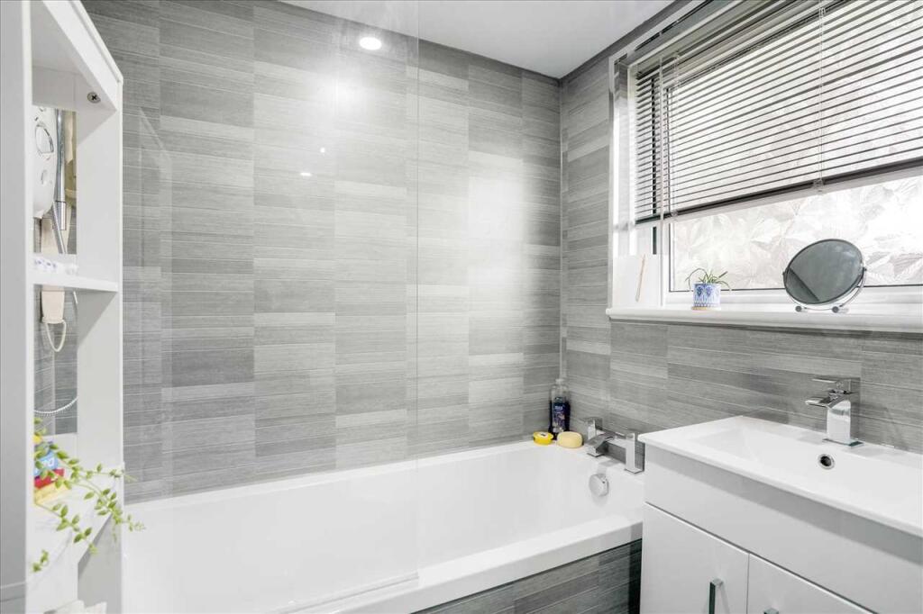 Bathroom (2)